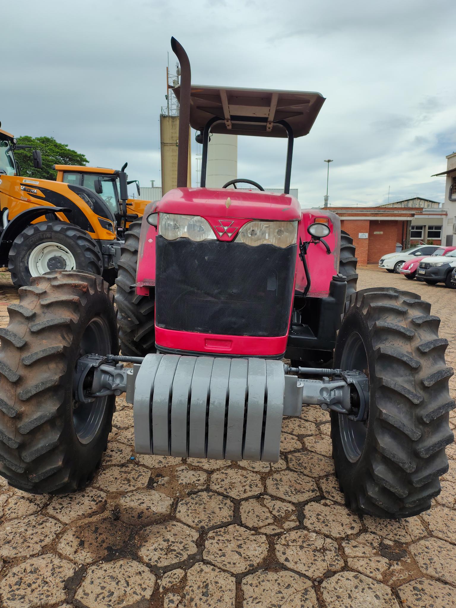 TRATOR MASSEY FERGUSON 4283
